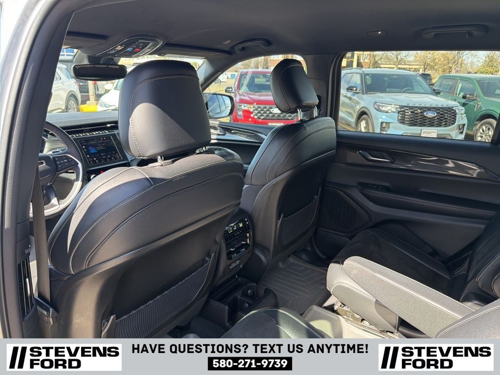 2023 Jeep Grand Cherokee L Altitude