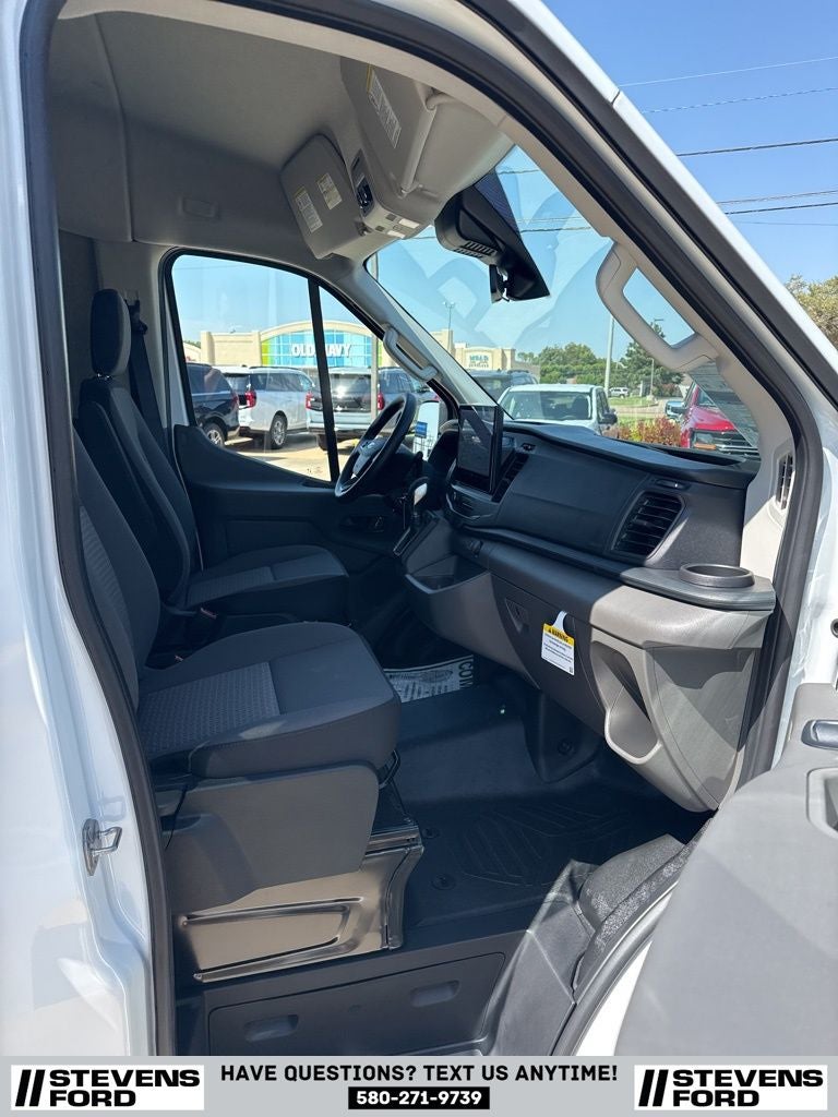 2025 Ford Transit-350 XL
