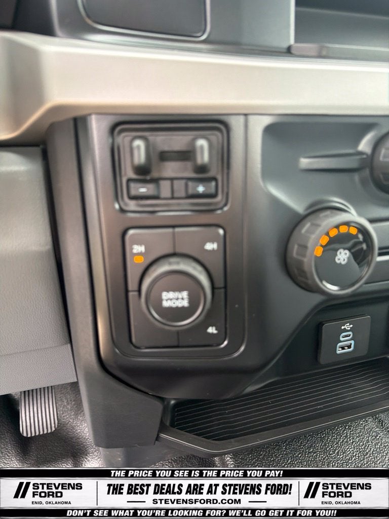 2027 Ford F-350SD XL DRW
