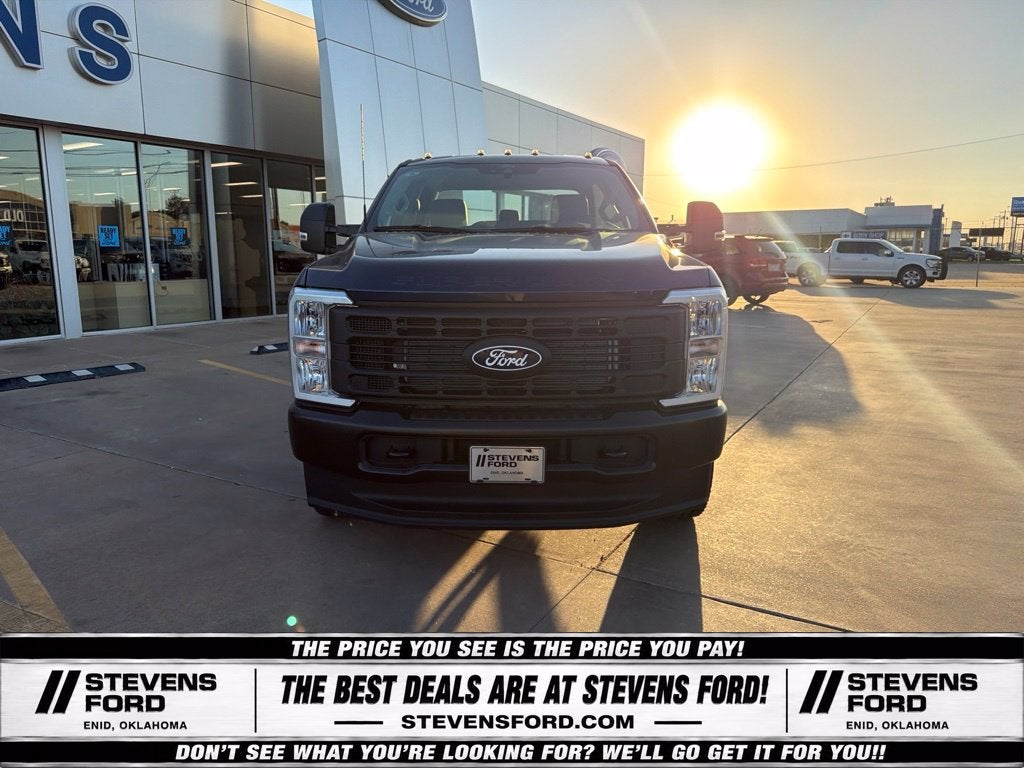 2027 Ford F-350SD XL DRW