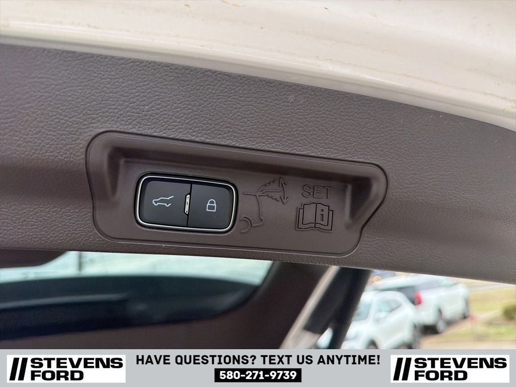 2022 Ford Explorer King Ranch