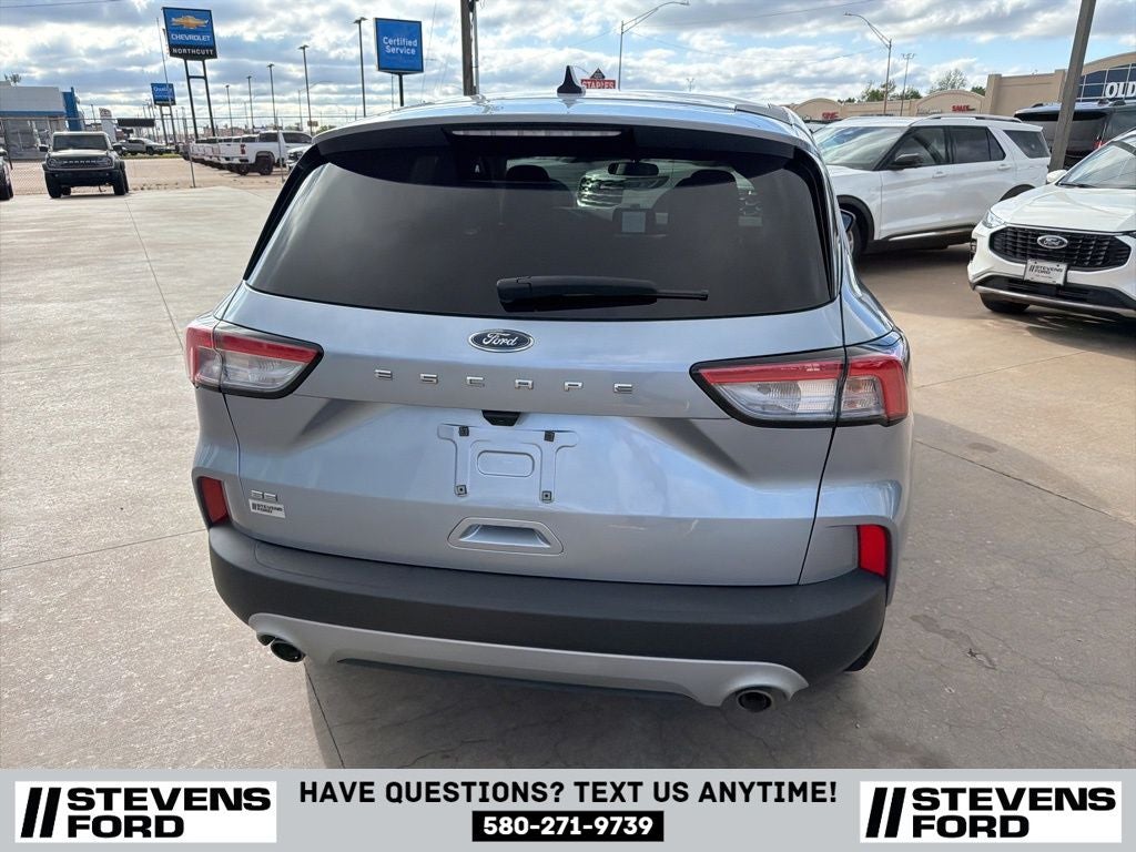 2022 Ford Escape SE