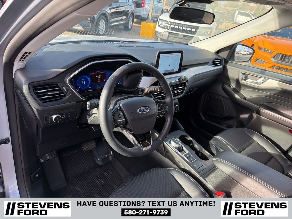 2022 Ford Escape SEL