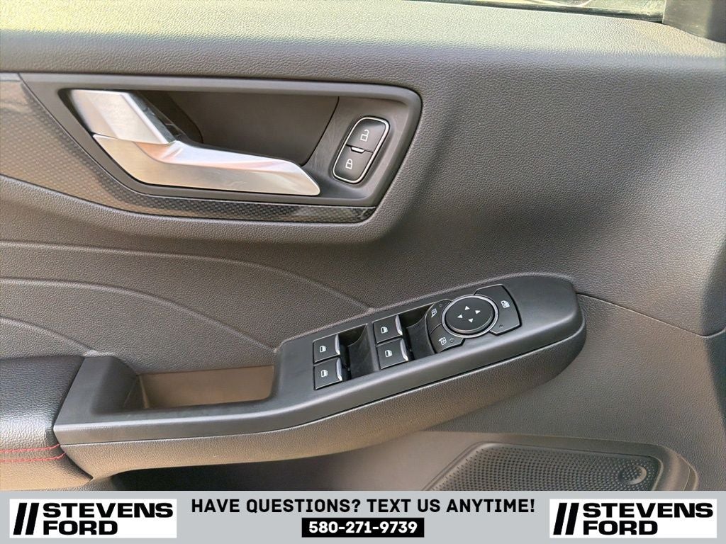 2025 Ford Escape ST-Line