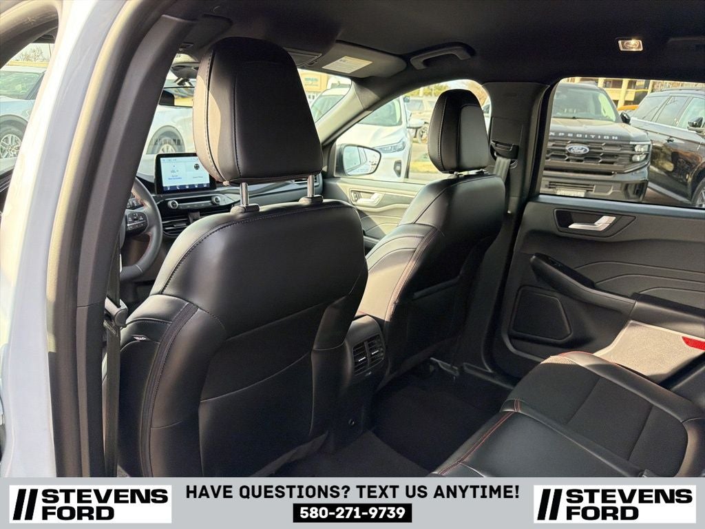 2025 Ford Escape ST-Line