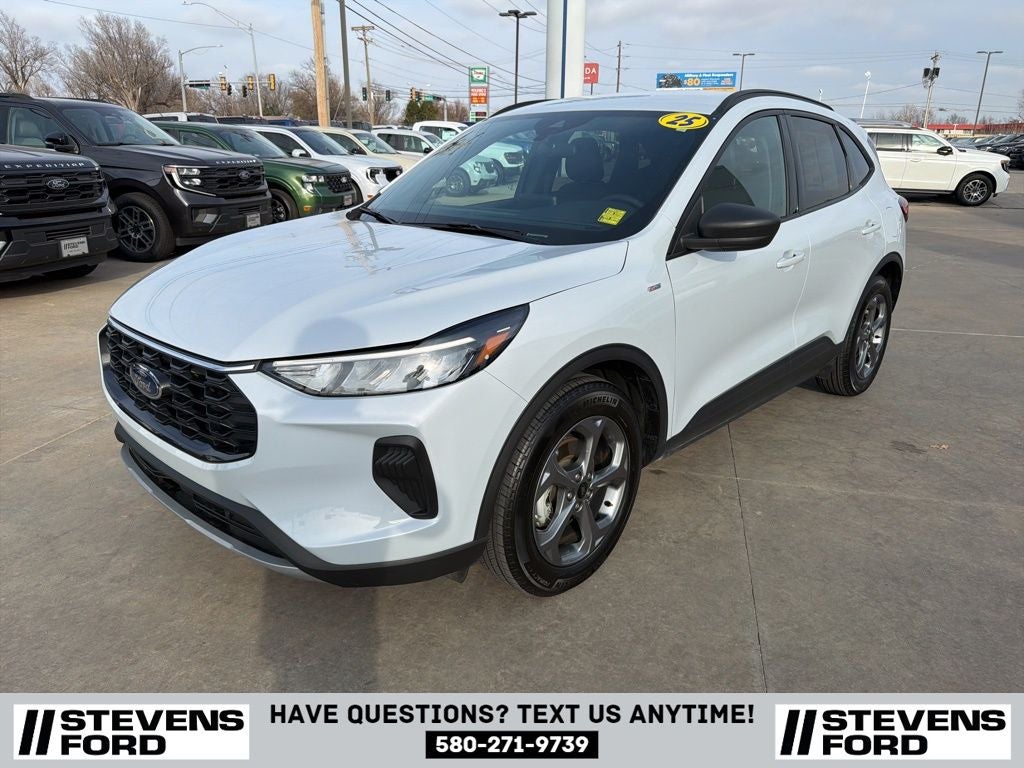 2025 Ford Escape ST-Line