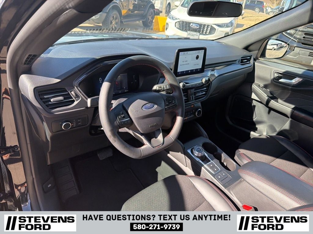 2025 Ford Escape ST-Line