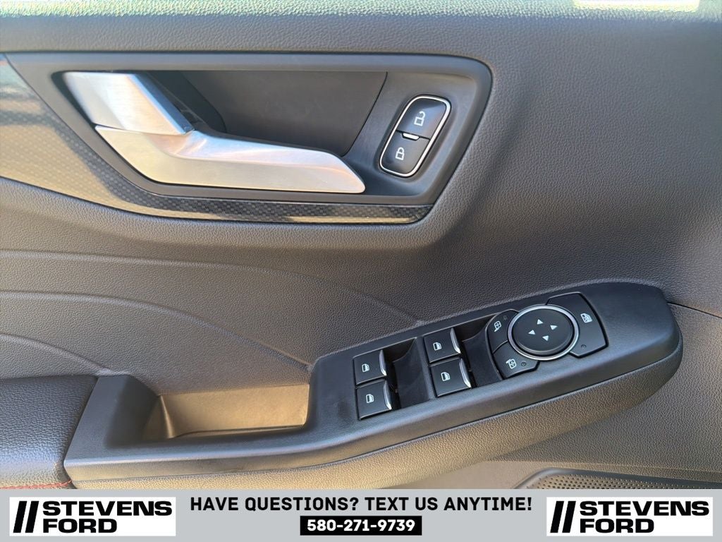 2025 Ford Escape ST-Line