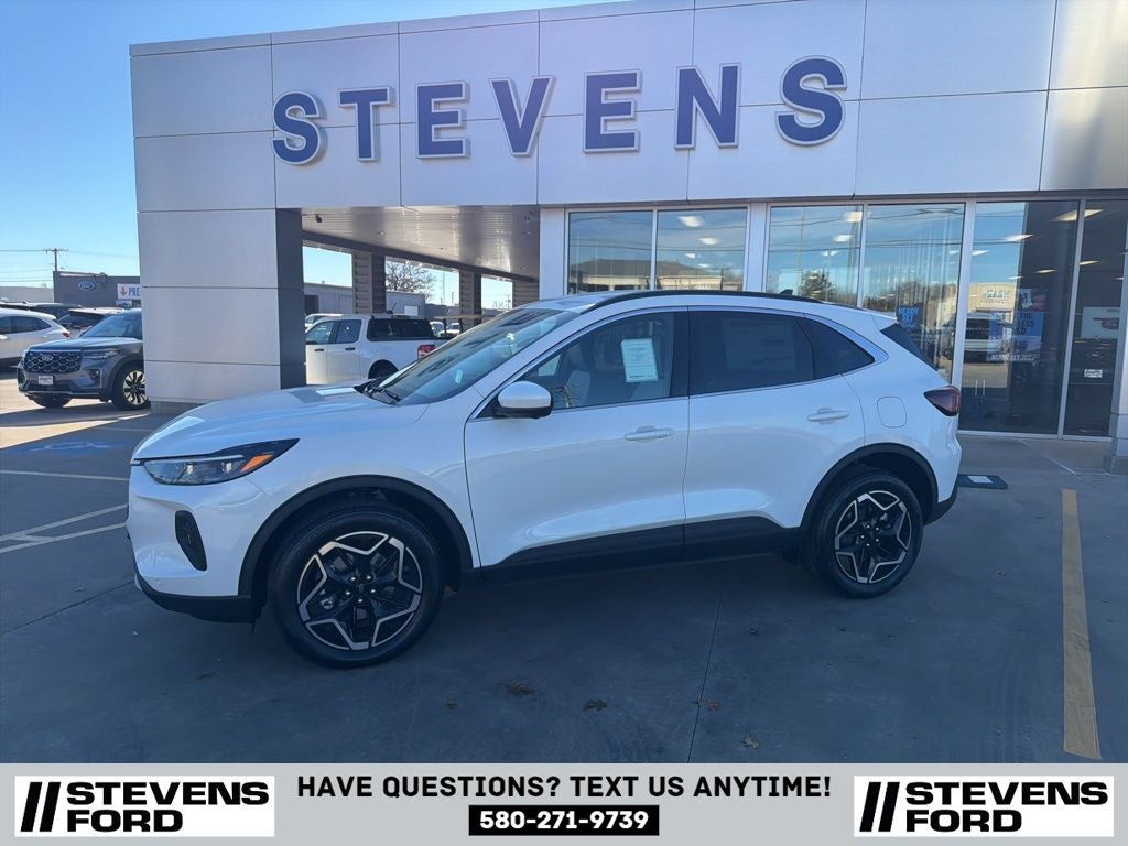 2026 Ford Escape Platinum