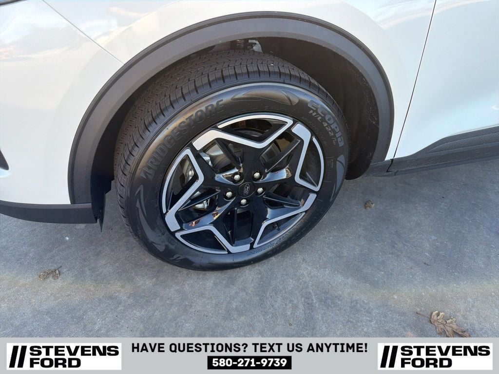 2026 Ford Escape Platinum