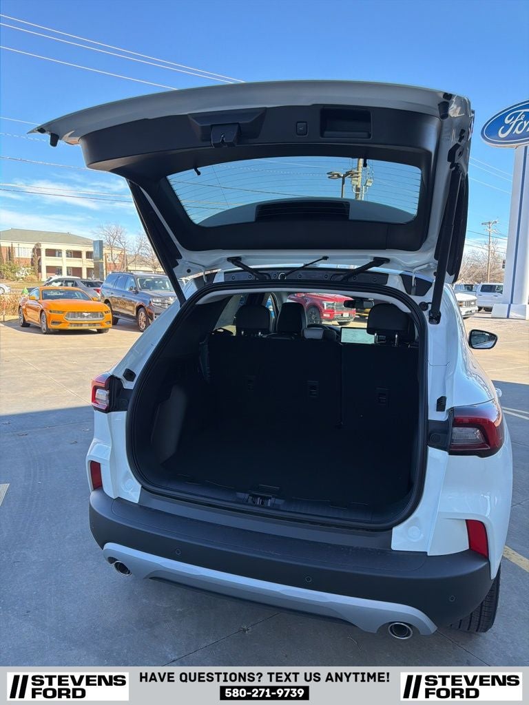 2026 Ford Escape Platinum