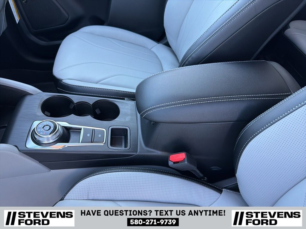 2026 Ford Escape Platinum