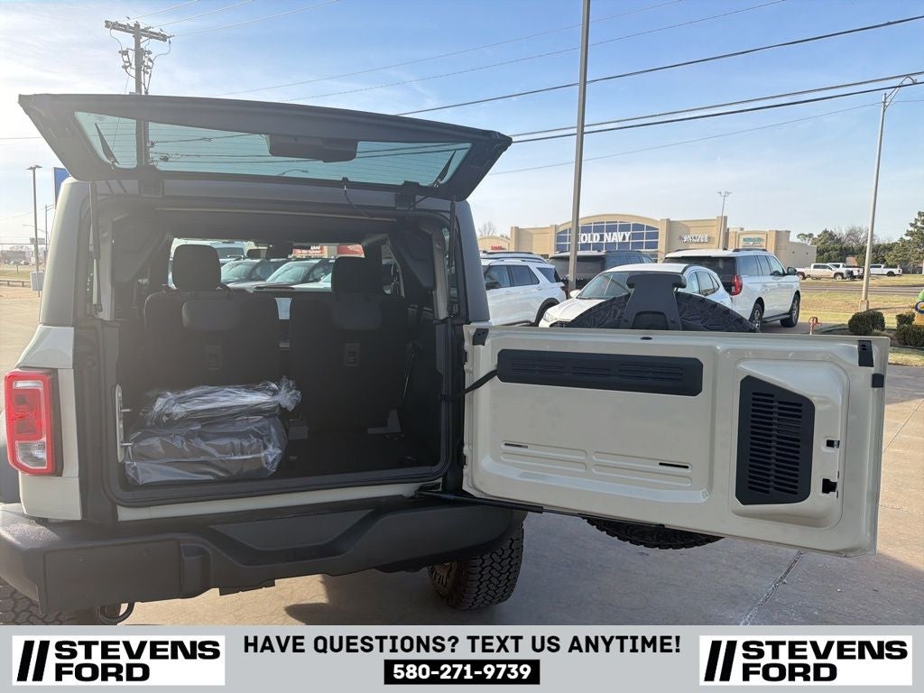 2025 Ford Bronco Base