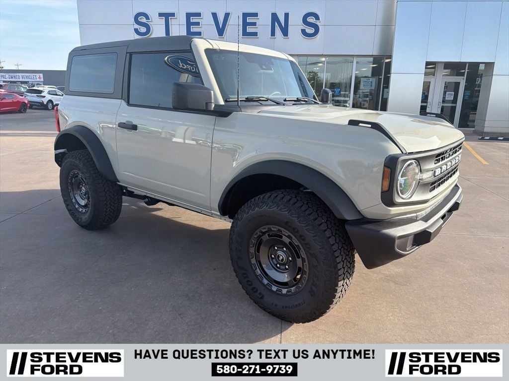 2025 Ford Bronco Base