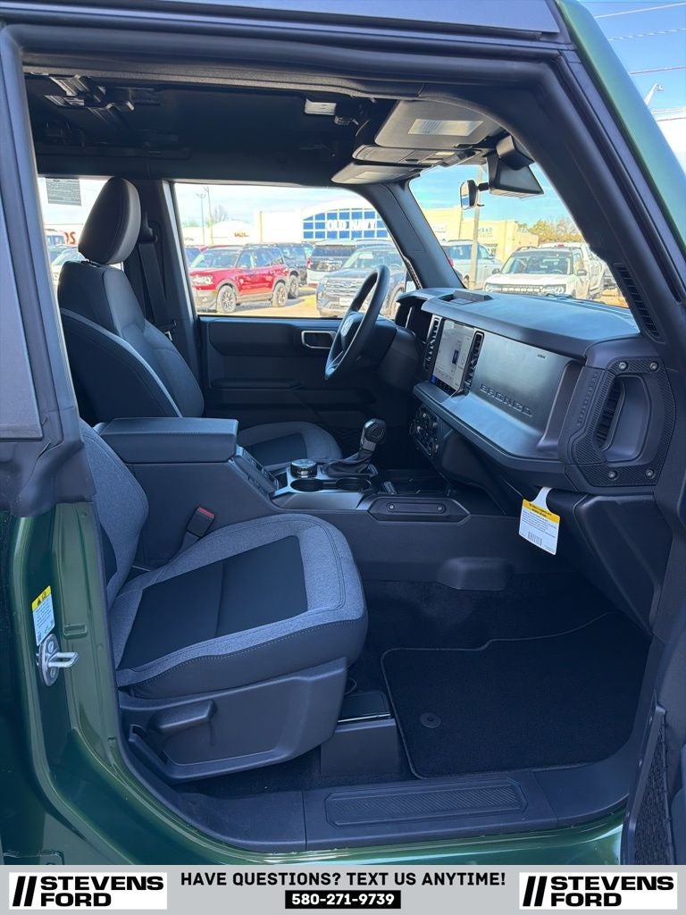 2025 Ford Bronco Base