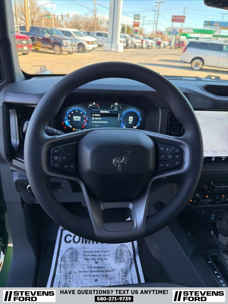 2025 Ford Bronco Base