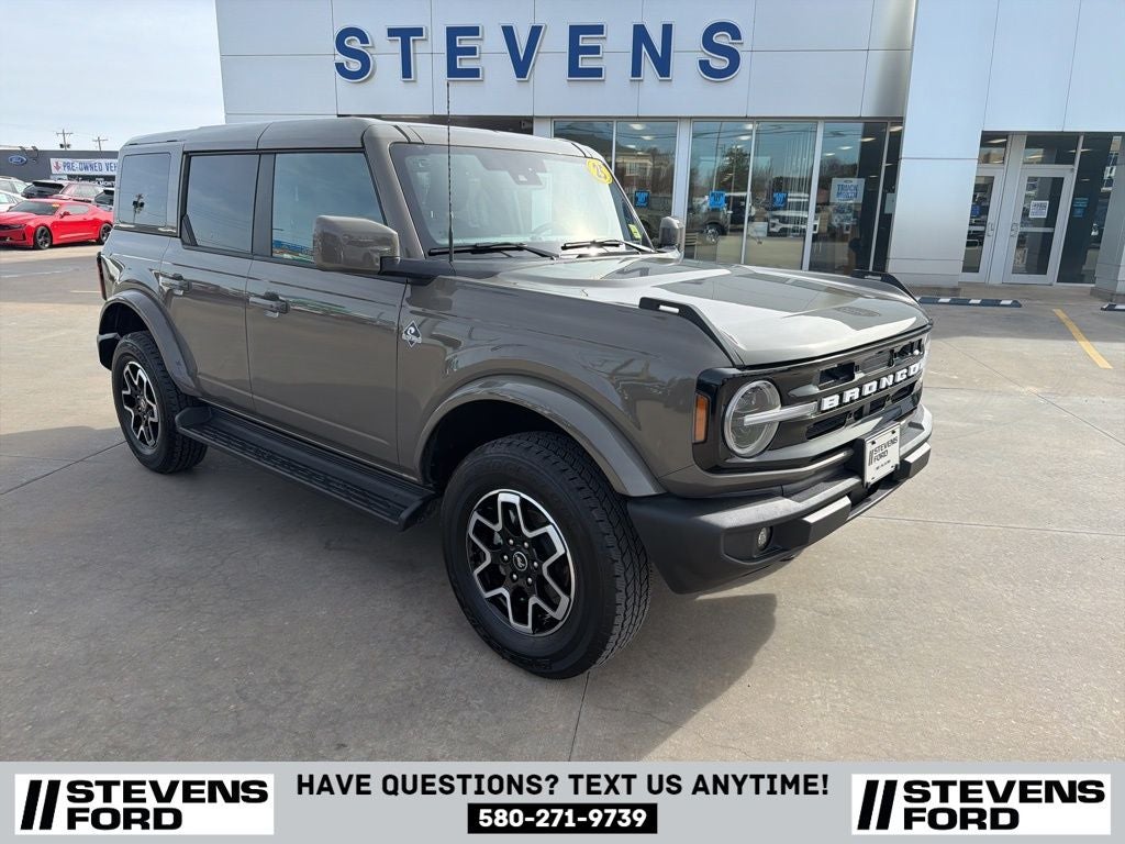 2025 Ford Bronco Outer Banks