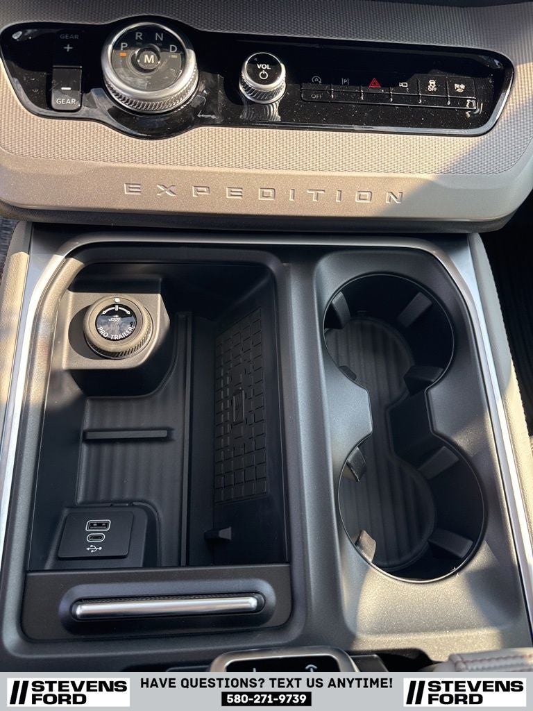 2025 Ford Expedition Max Active