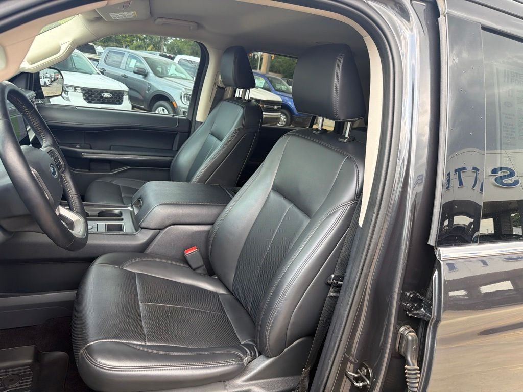 2023 Ford Expedition Max XLT
