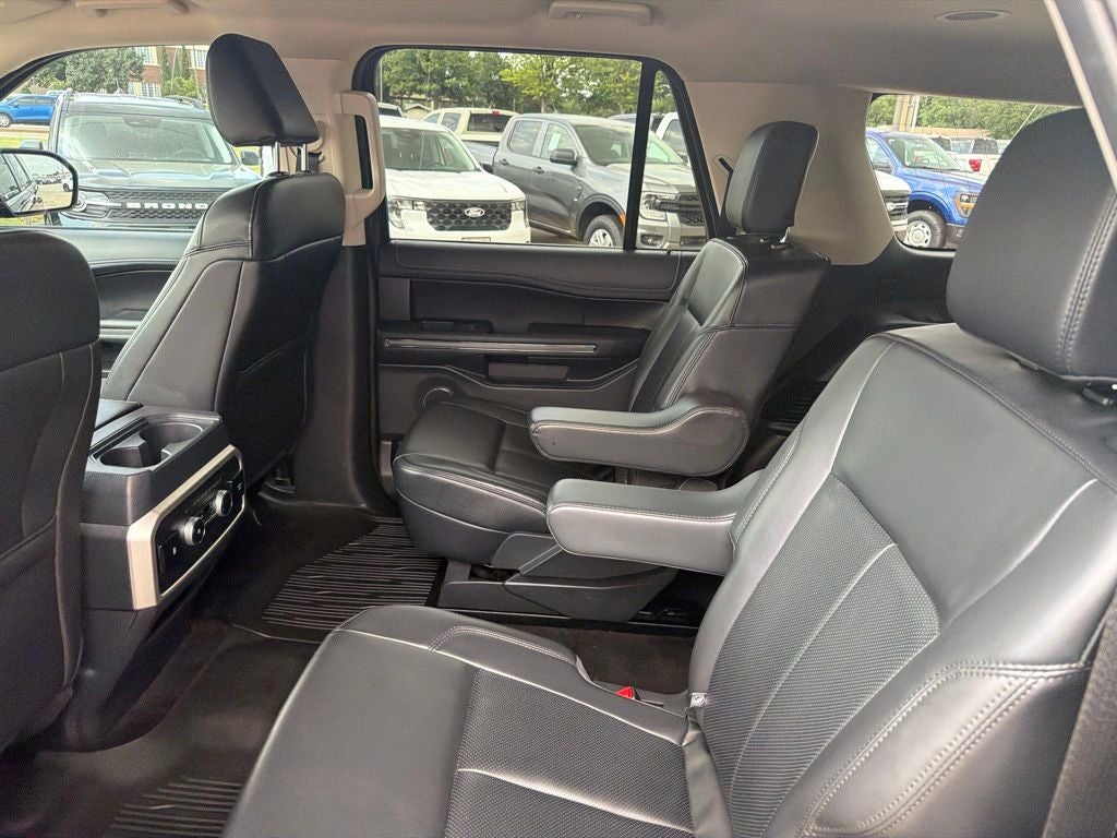 2023 Ford Expedition Max XLT