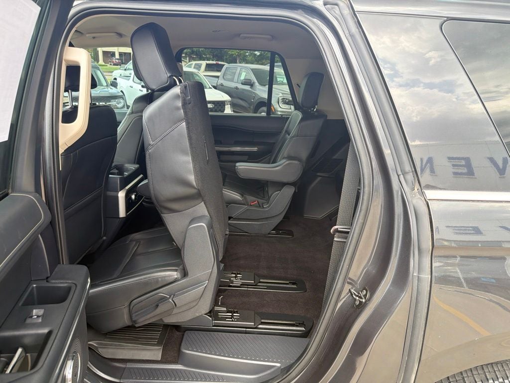 2023 Ford Expedition Max XLT