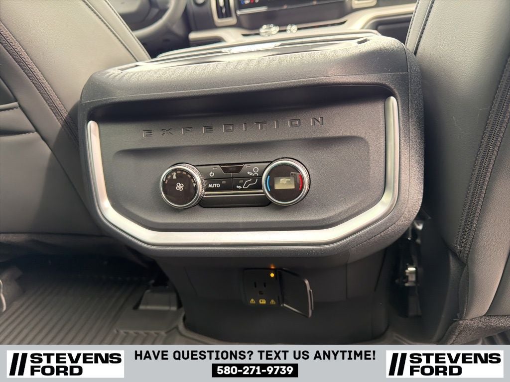 2025 Ford Expedition Max Active