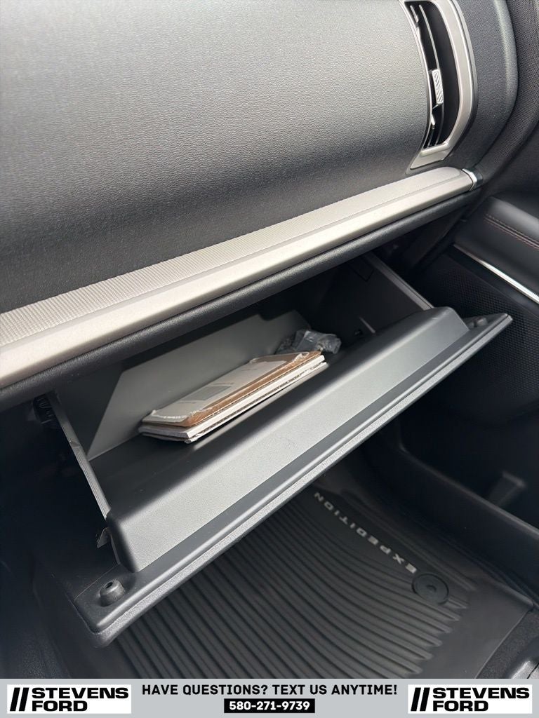 2025 Ford Expedition Max Active