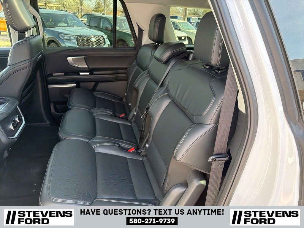 2025 Ford Expedition Max Platinum