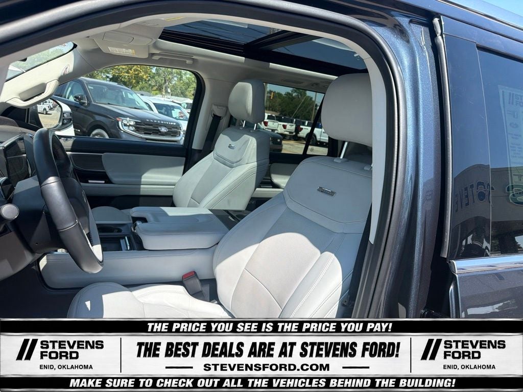 2025 Ford Expedition Max Platinum