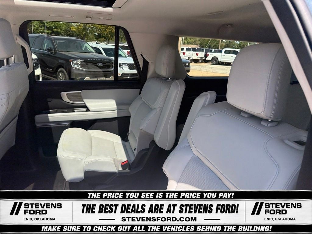 2025 Ford Expedition Max Platinum