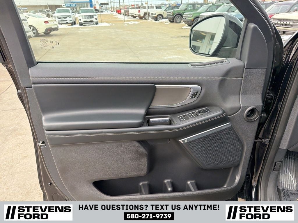 2025 Ford Expedition Max Platinum