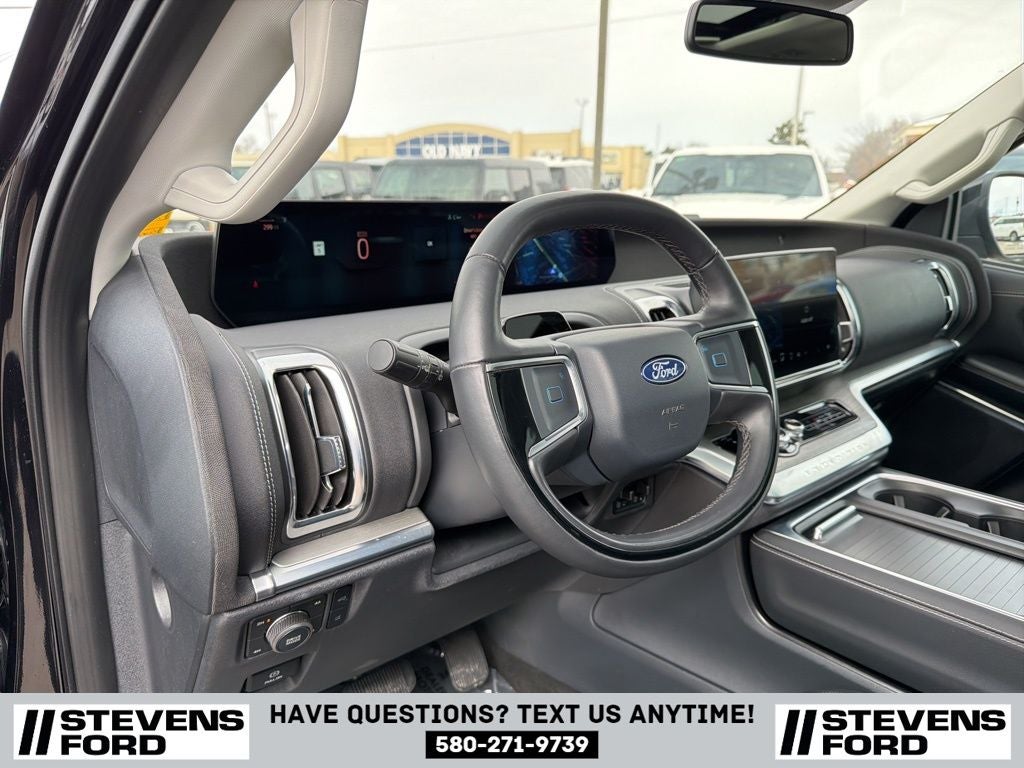 2025 Ford Expedition Max Platinum