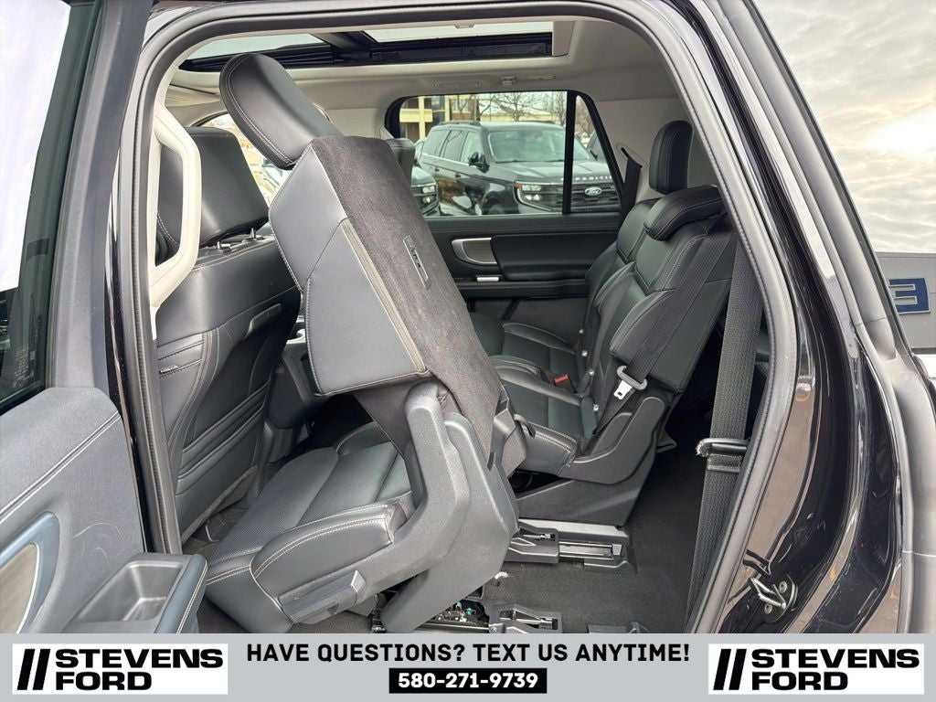 2025 Ford Expedition Max Platinum