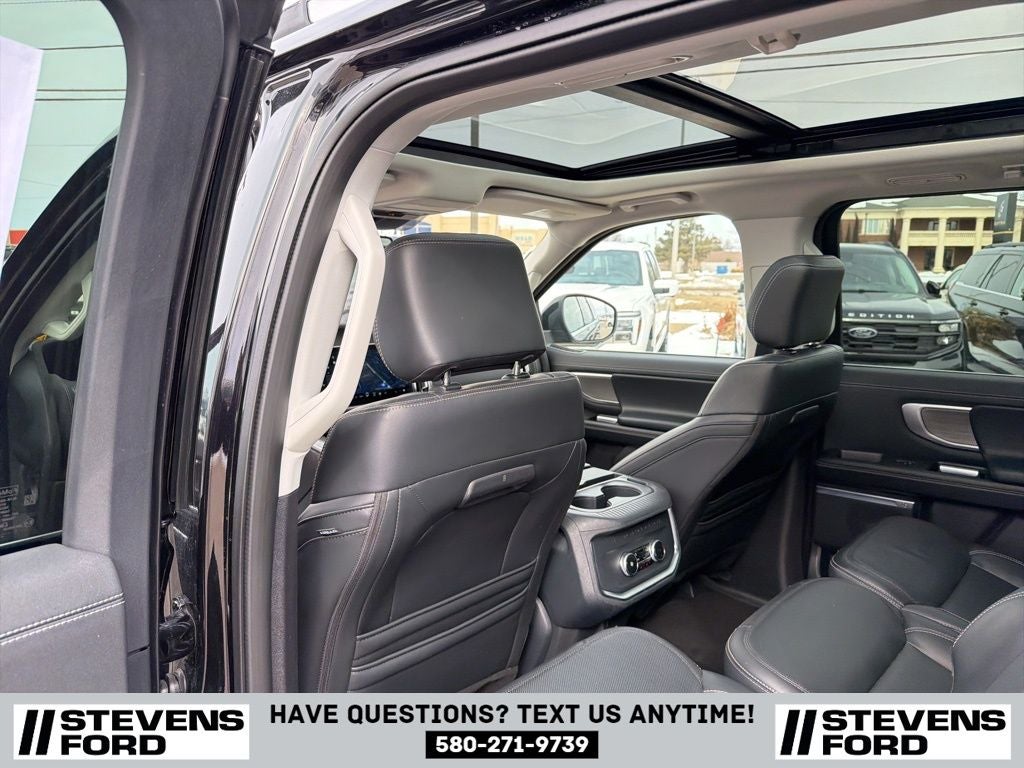 2025 Ford Expedition Max Platinum