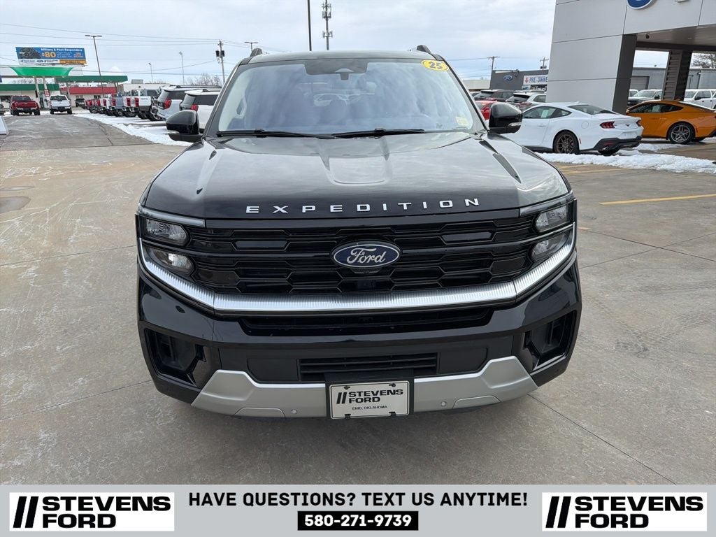 2025 Ford Expedition Max Platinum