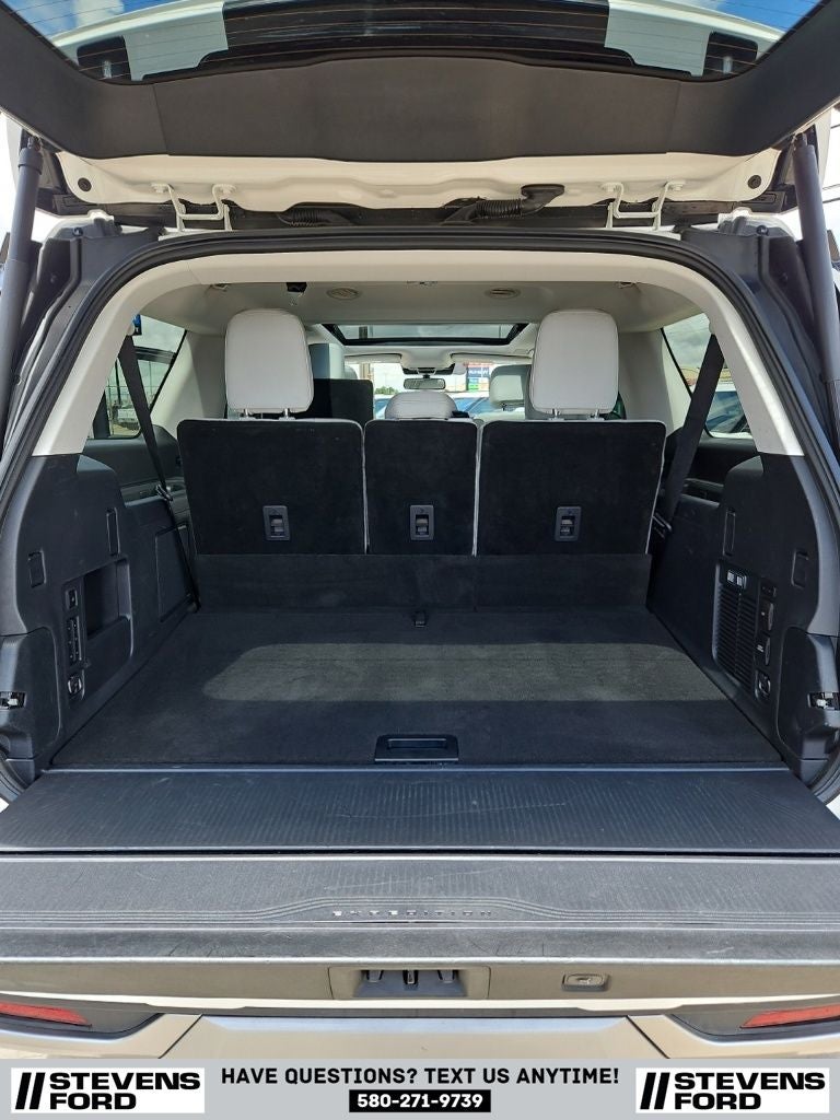 2025 Ford Expedition Max Platinum