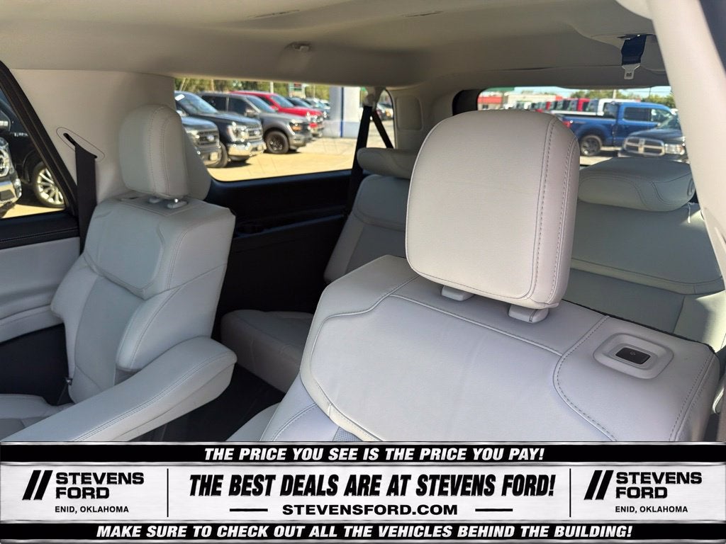 2025 Ford Expedition Max Platinum
