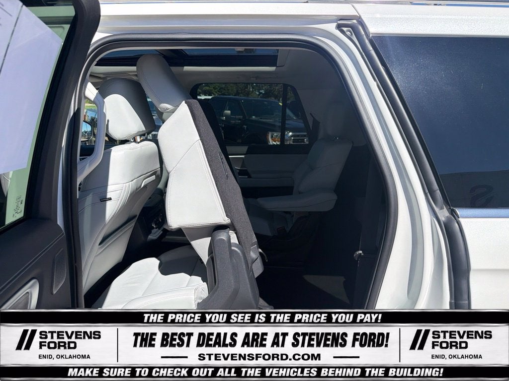 2025 Ford Expedition Max Platinum