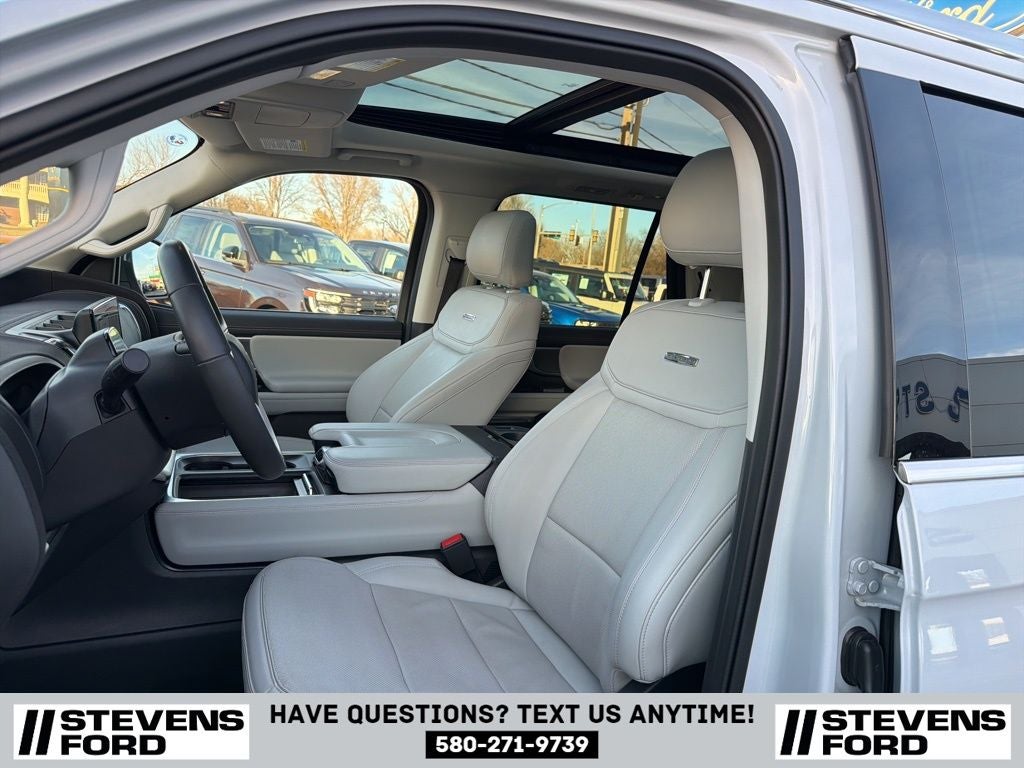 2025 Ford Expedition Max Platinum