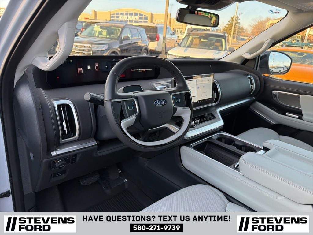 2025 Ford Expedition Max Platinum