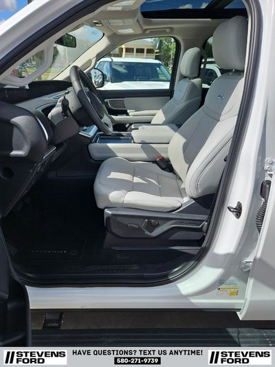 2025 Ford Expedition Max Platinum