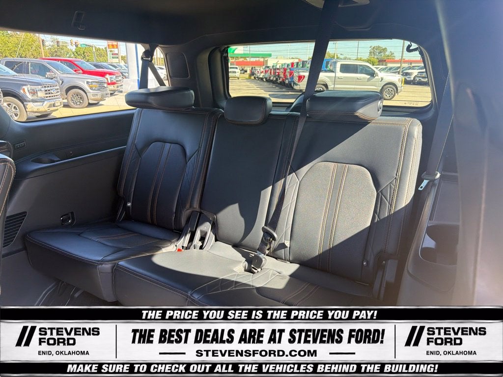2022 Ford Expedition Max Platinum
