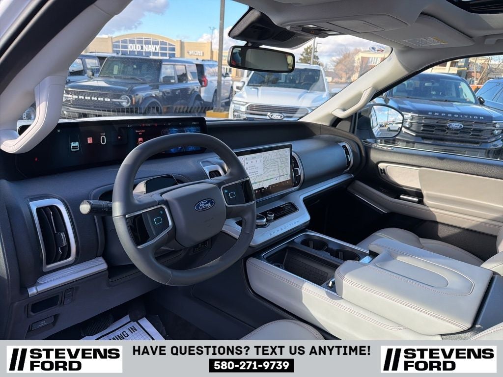 2025 Ford Expedition Active