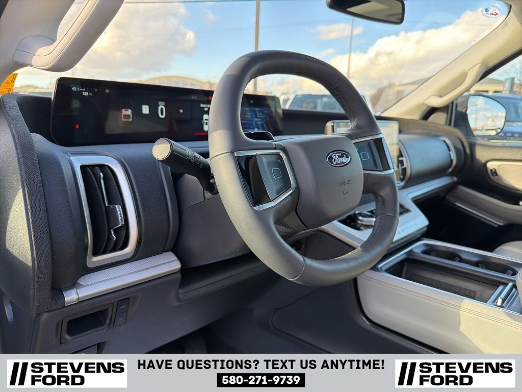 2025 Ford Expedition Active