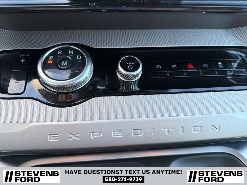 2025 Ford Expedition Active