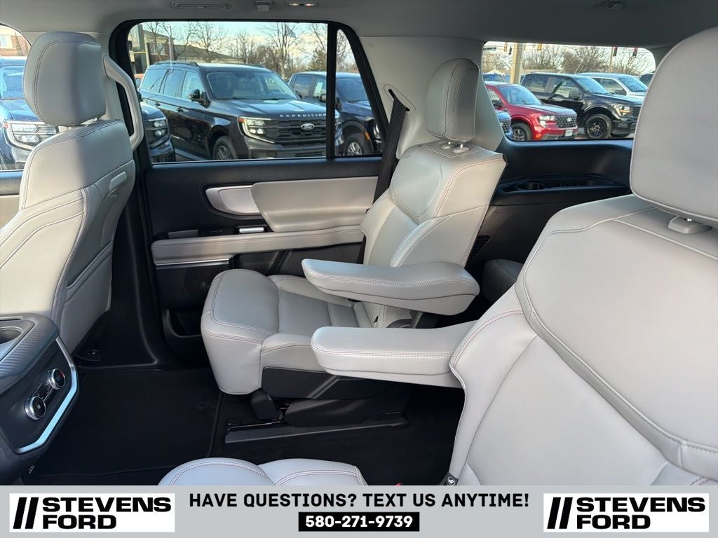 2025 Ford Expedition Active