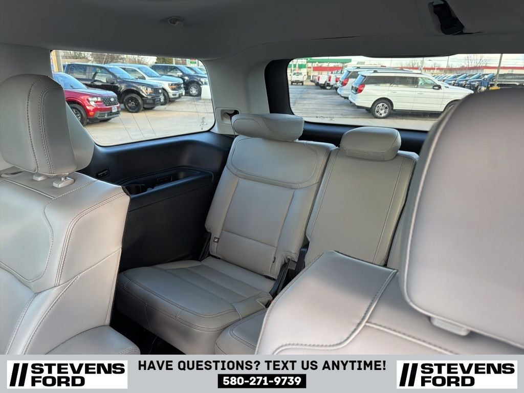 2025 Ford Expedition Active