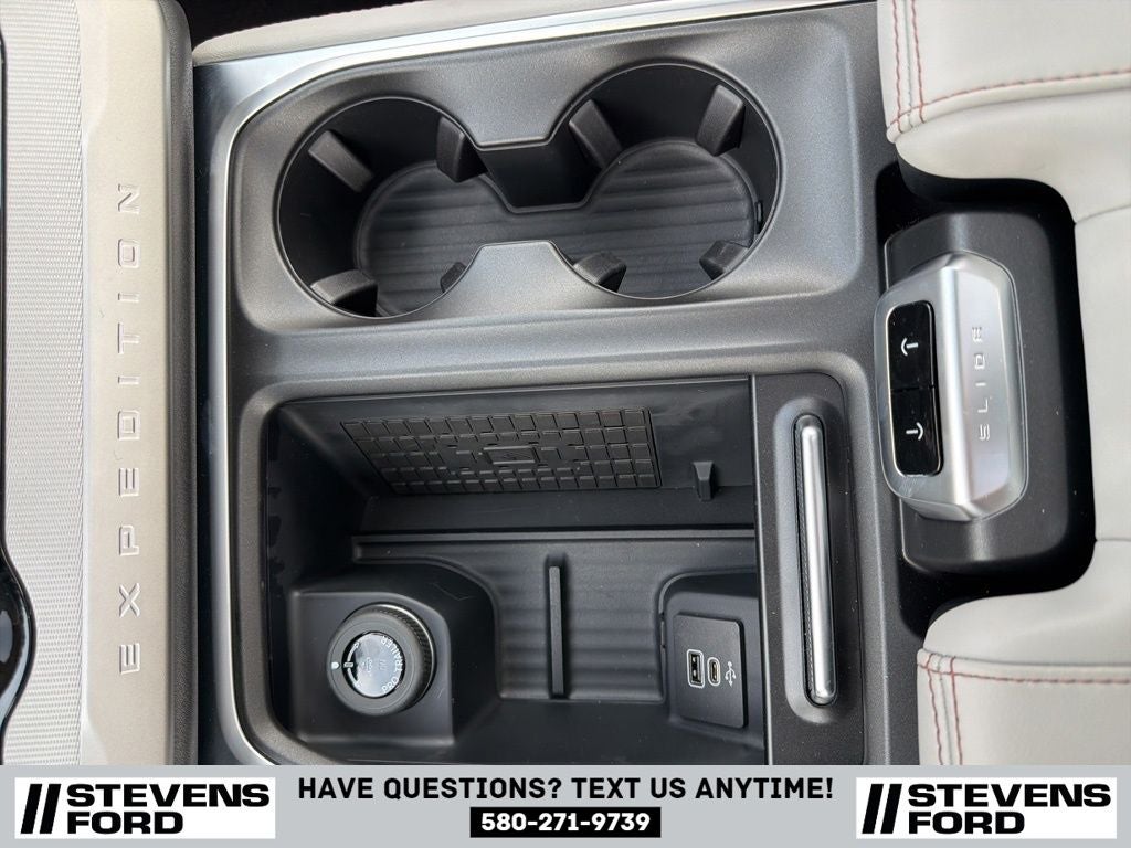 2025 Ford Expedition Active