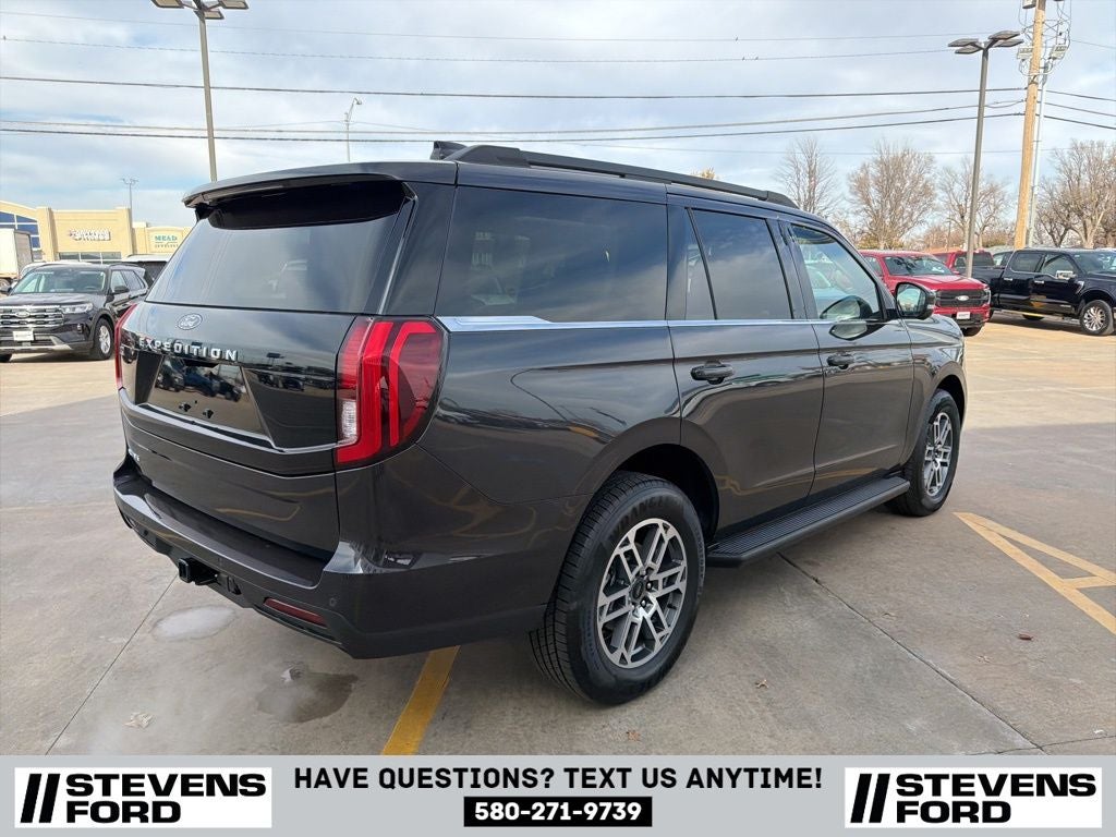 2025 Ford Expedition Active