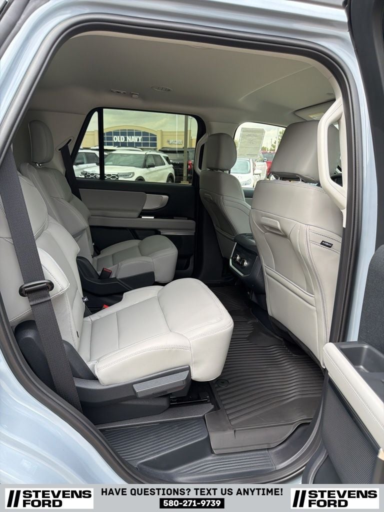 2026 Ford Expedition Active